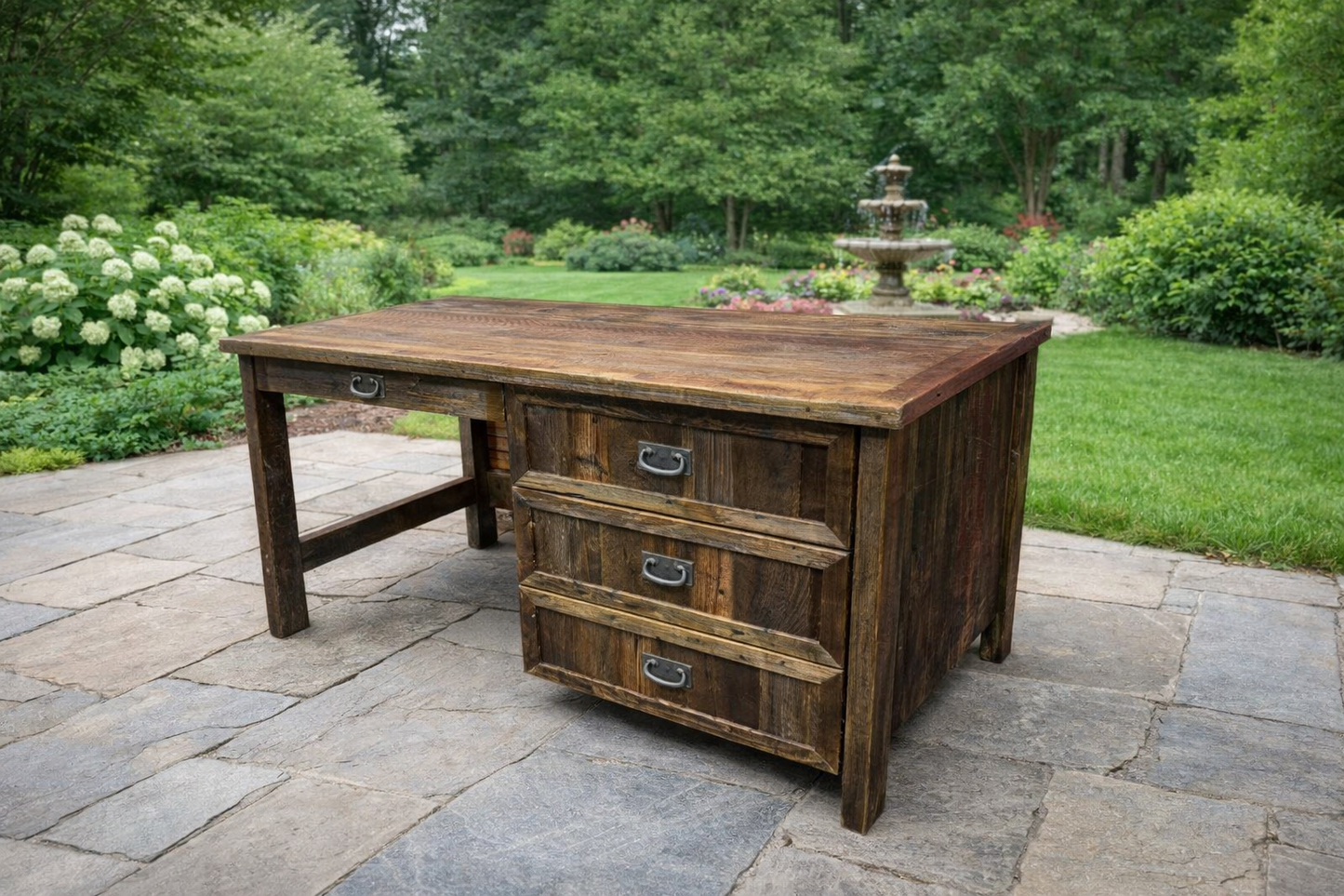 Rustic Desks Handcrafted from Genuine Reclaimed Barnwood
