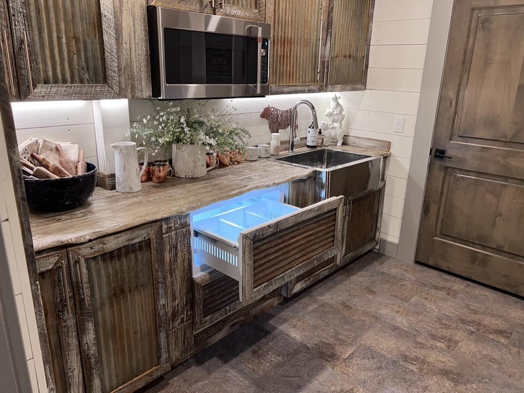 eco-friendly,rustic furniture,sustainable design