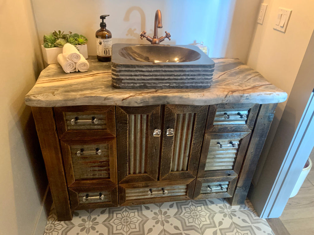 The Perfect Holiday Gift: Why RusticBarnwoodFurniture.com Is the Best Place to Shop This Christmas