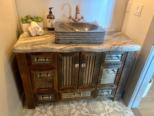 The Perfect Holiday Gift: Why RusticBarnwoodFurniture.com Is the Best Place to Shop This Christmas